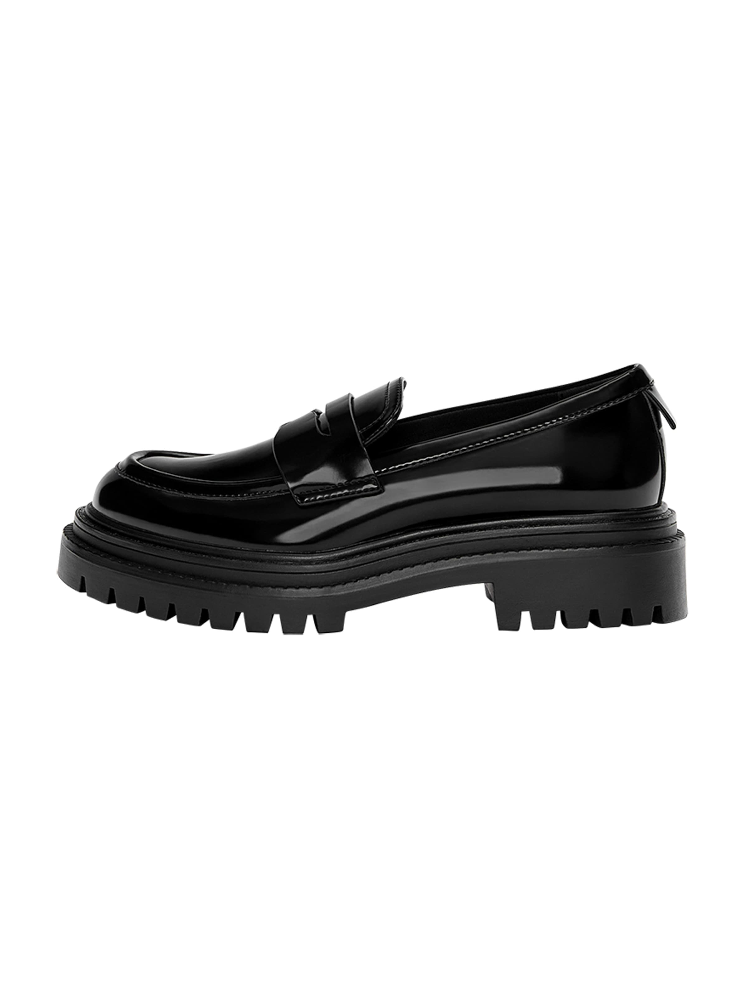 Pull&Bear Slip-ons in Black