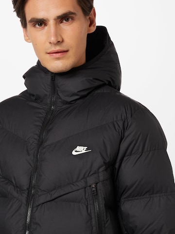 Nike Sportswear Winterjas in Zwart