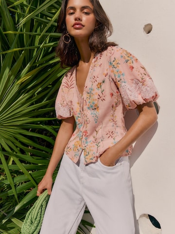 Friends Like These Blouse in Roze
