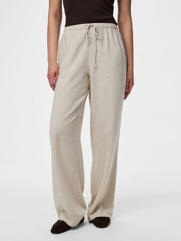PIECES Wide Leg Hose 'PCPia' in Weiß: Vorderseite