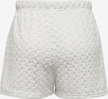 ONLY Regular Shorts 'CAMELIA' in Weiß