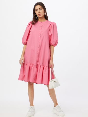 Gina Tricot Blousejurk 'Slogan' in Roze