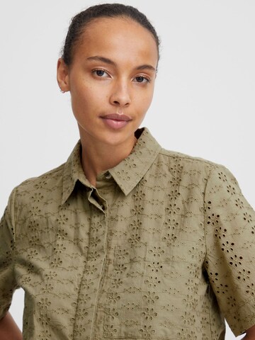 b.young - Blusa en verde