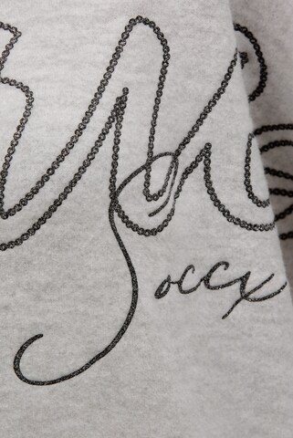 Soccx Pullover aus Flauschstrick mit Glitter-Print in Grau