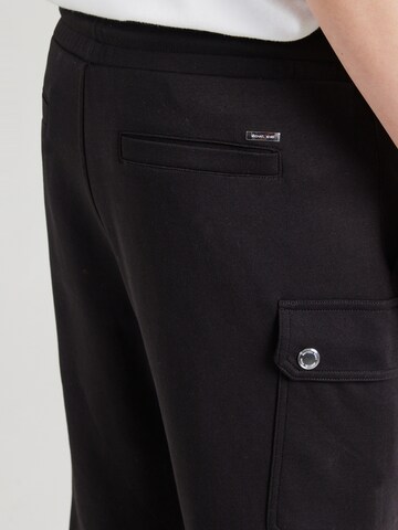 Michael Kors Regular Cargo trousers in Black