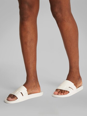 Calvin Klein - Zapatos abiertos en beige