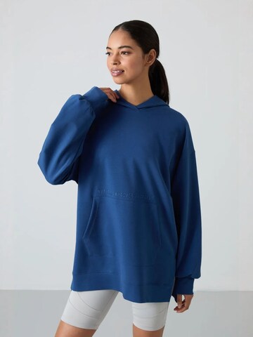 Tommy Life Sweatshirt in Blue