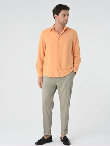 Antioch Regular fit Button Up Shirt in Orange