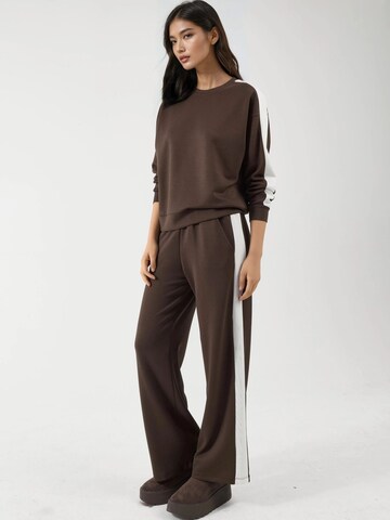 Hiccup - Fato de jogging em castanho