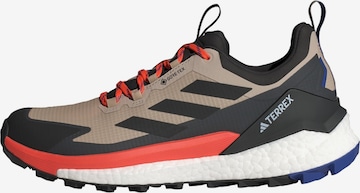 ADIDAS TERREX - Zapatos bajos 'Free Hiker 2.0' en beige: frente