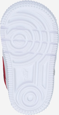 balts Nike Sportswear Brīvā laika apavi 'Force 1 EasyOn'