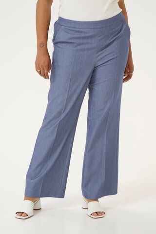 KAFFE CURVE Flared Broek 'Sakira' in Blauw: voorkant