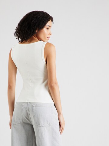 Haut & Other Stories en blanc