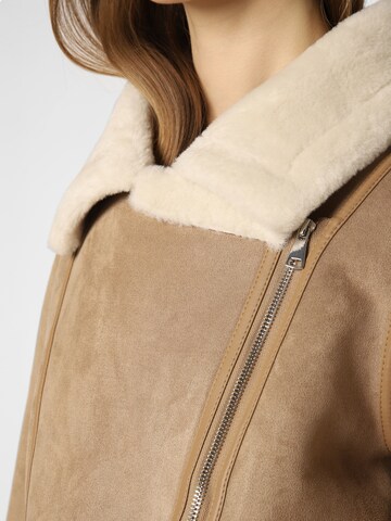 Marie Lund Tussenjas in Beige