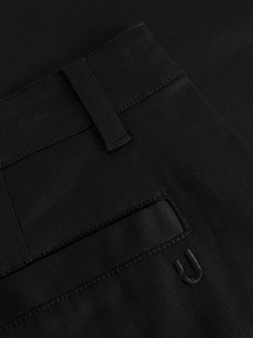 Johnny Urbanregular Chino hlače 'Ari' - crna boja