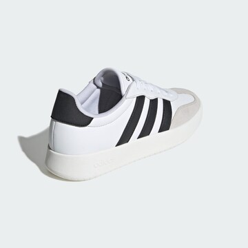 ADIDAS SPORTSWEAR Σνίκερ χαμηλό 'Barreda' σε λευκό