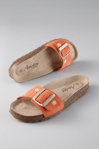 Aniston Mules in Orange