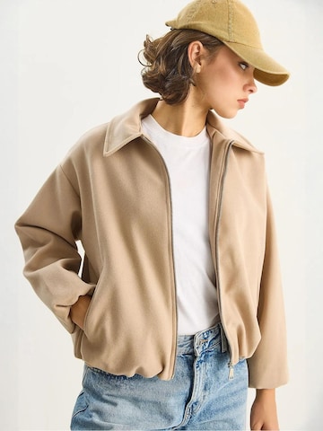 Bianco Lucci Tussenjas in Beige