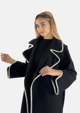 Elara Between-Seasons Coat in Black