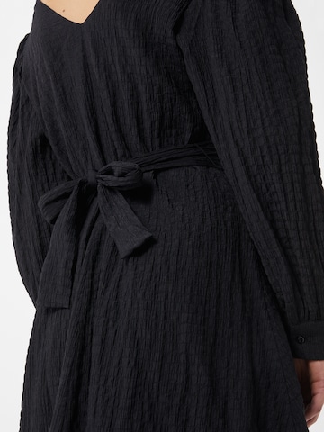 Robe 'Grace' Neo Noir en noir