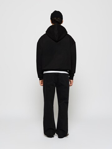 Burocs Zip-Up Hoodie 'Oversized' in Black