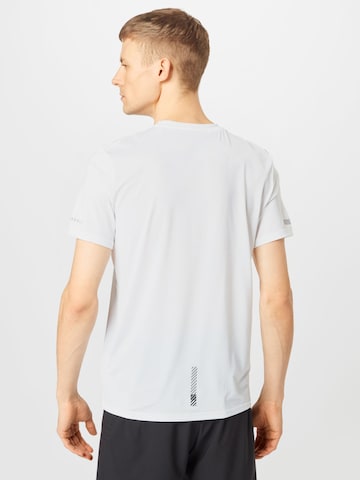 T-Shirt fonctionnel 'Great Race' Superdry en blanc