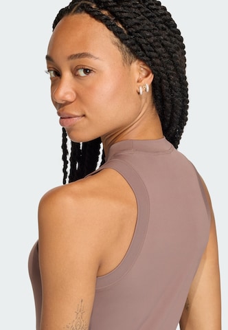 ADIDAS ORIGINALS Top in Braun