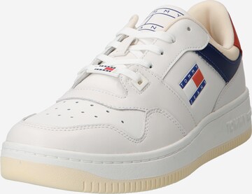 Tommy Jeans Sneakers in White: front