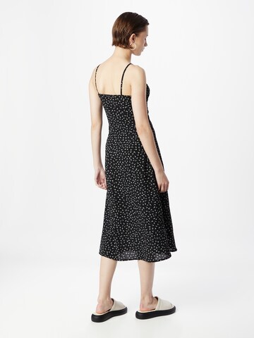 Abito estivo di Monki in nero