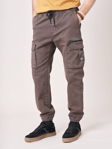 Deeluxe Regular Hose‌‌‌‌‌ in Grau