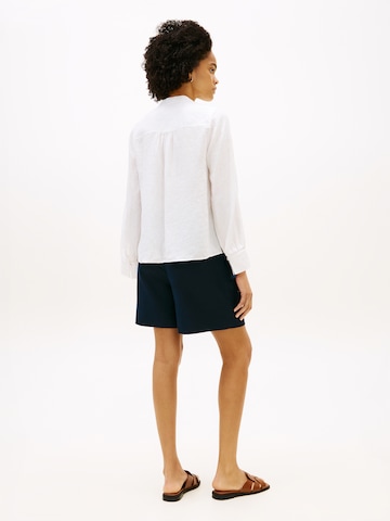 Bluză 'ESS' de la TOMMY HILFIGER pe alb