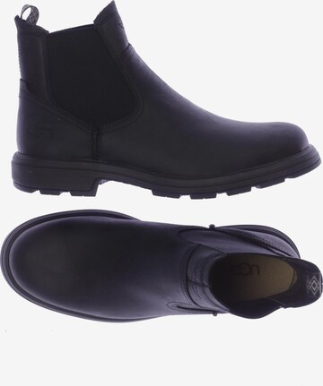 UGG Stiefel 42 in Schwarz: predná strana