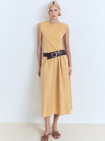 MANGO Jurk 'ROBERTA' in Bruin: voorkant