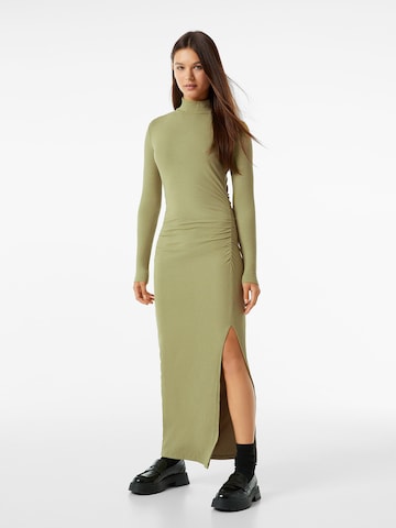 Robe Bershka en vert