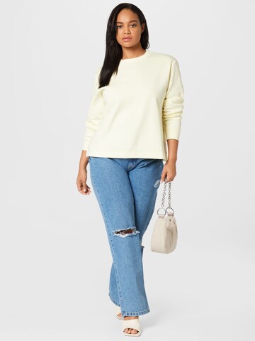 Calvin Klein Curve - Sweatshirt em amarelo