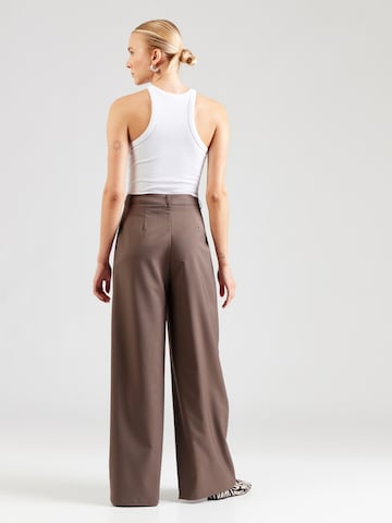 ABOUT YOU Wide leg Byxa 'Masha' i brun