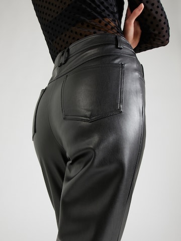 Coupe slim Pantalon Wallis en noir
