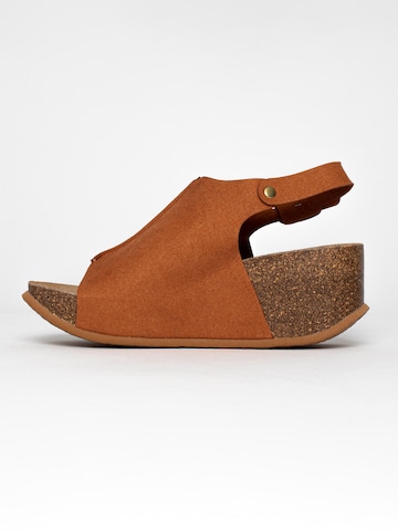 Bayton Sandals 'Cruz' in Brown