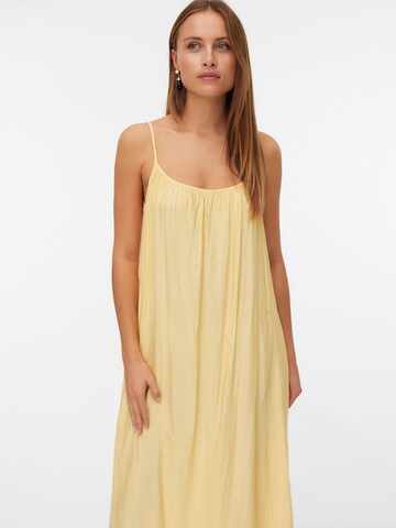 VERO MODAHaljina - žuta boja