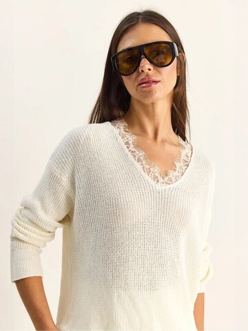 Pullover 'Pullover' di Bianco Lucci in beige: frontale