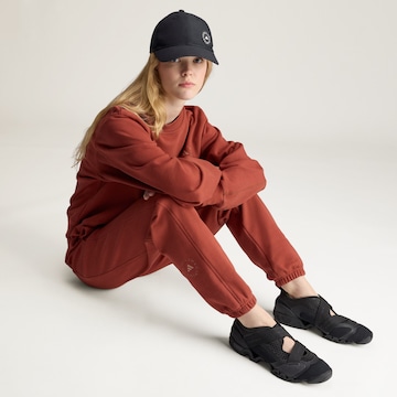 ADIDAS BY STELLA MCCARTNEYTapered Sportske hlače - smeđa boja