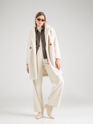 APPARIS Between-seasons coat 'Anouck' in Beige