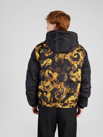 Versace Jeans Couture - Chaqueta de invierno en negro