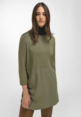 Emilia Lay Shirt in Groen: voorkant