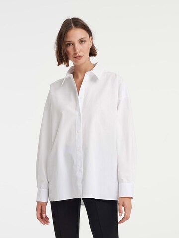 OPUS - Blusa en blanco: frente