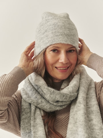 Écharpe 'DOVLON' TATUUM en gris