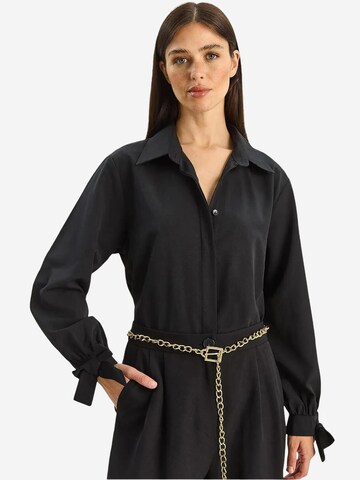 Bianco Lucci Bluse in Schwarz: Vorderseite