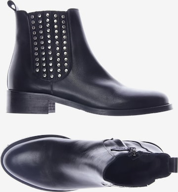 Baldinini Dress Boots in 37 in Black: front