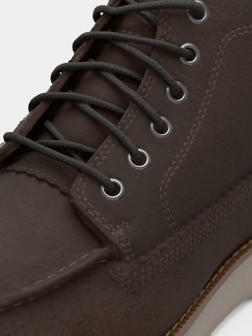 TIMBERLAND Veterboots in Bruin