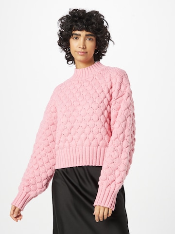 Monki Sweater in Pink: front